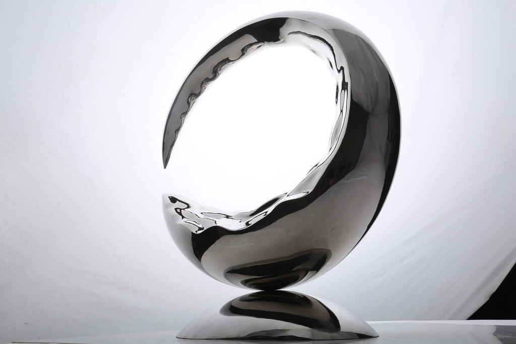 Mirror-Polished Crescent, studio photograph, view 5